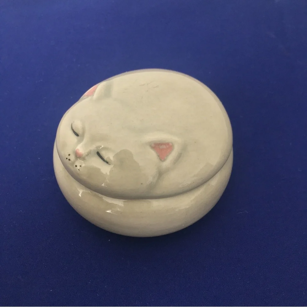 Vintage Handmade Ceramic Cat Jewelry Dish